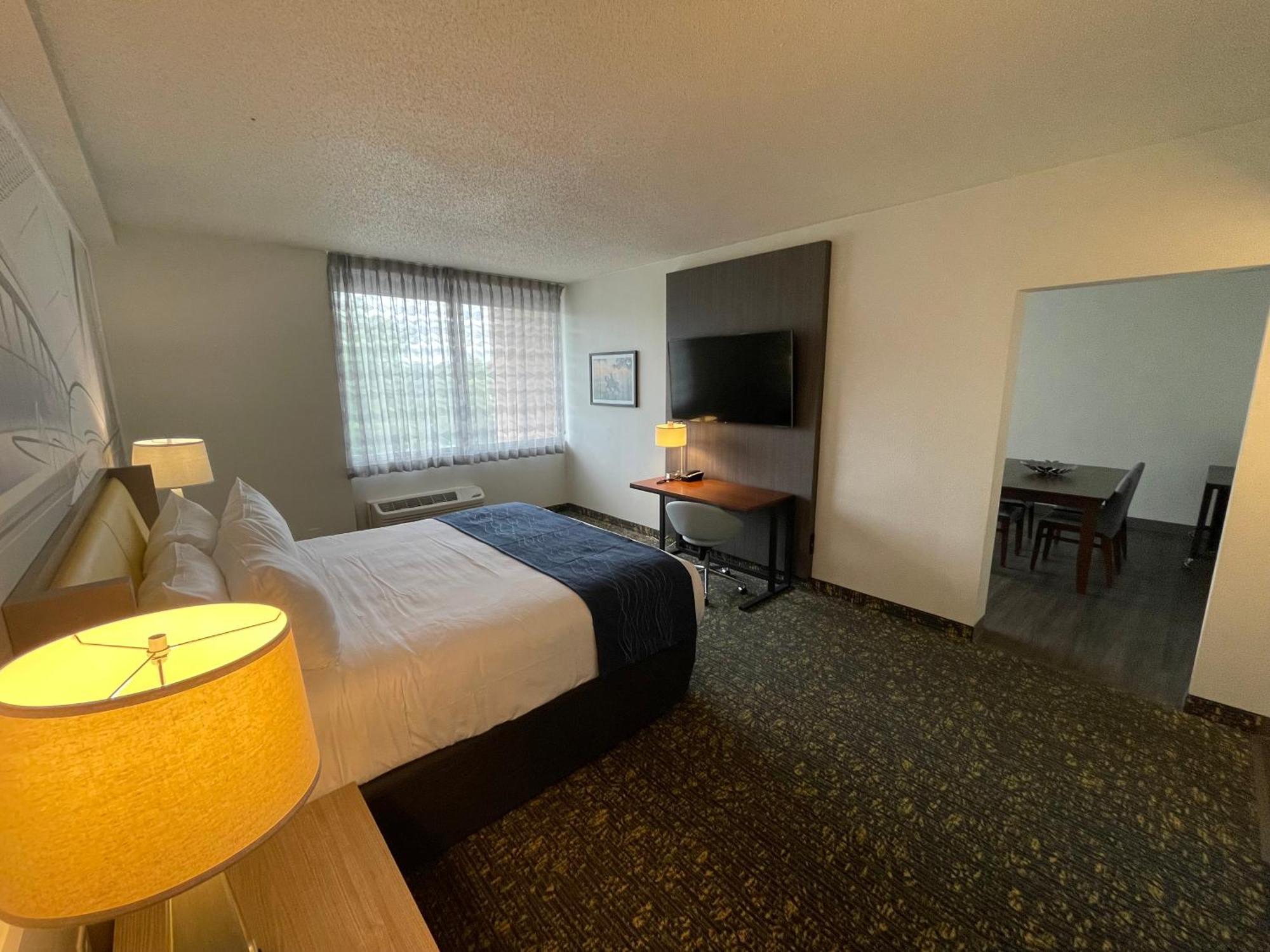 Saint Louis Airport Hotel Woodson Terrace Екстериор снимка
