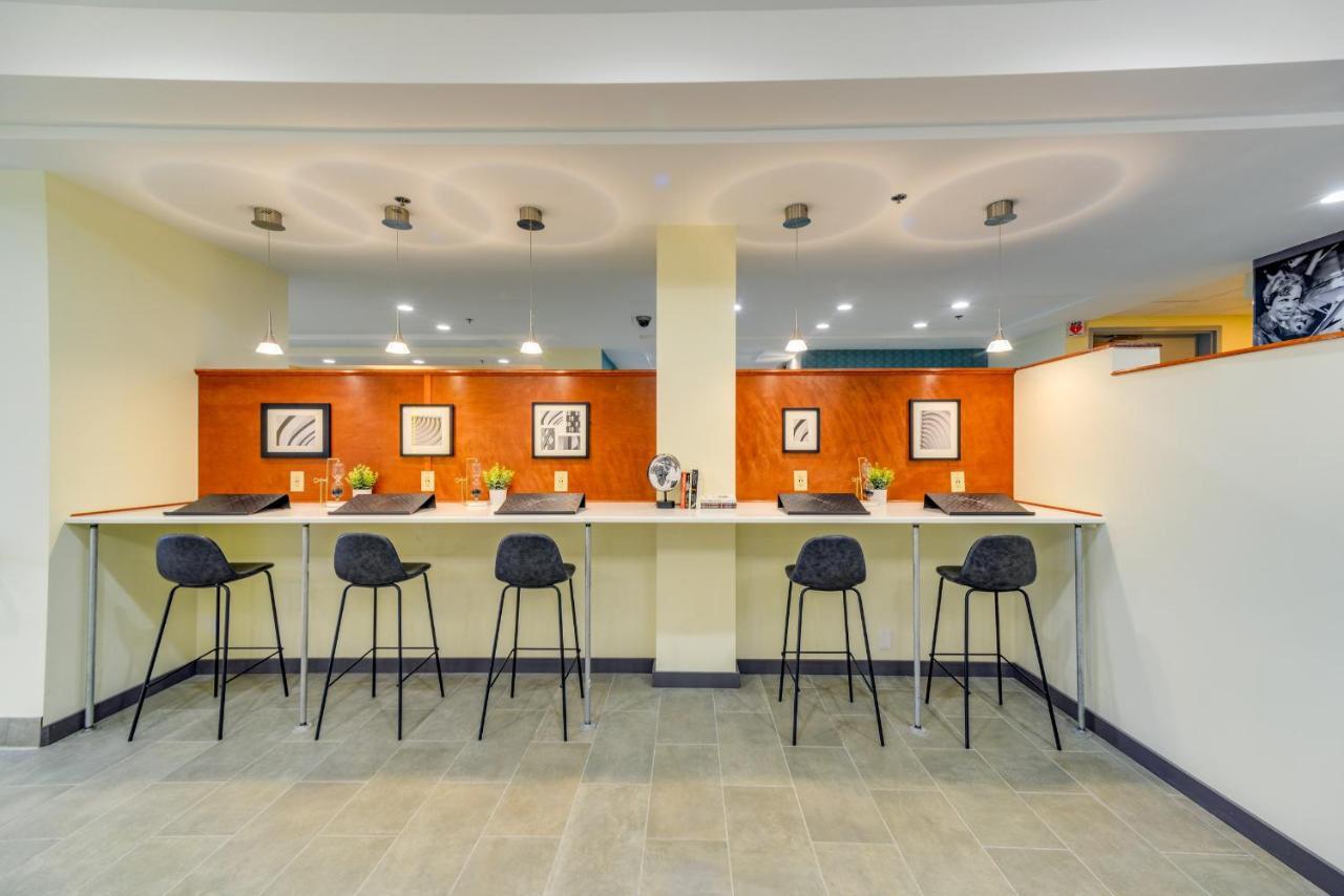 Saint Louis Airport Hotel Woodson Terrace Екстериор снимка